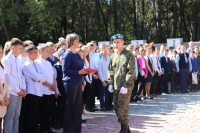 Воспитанники  военно-патриотического клуба «Сокол» (МБОУ Тамбовская СОШ)  на церемонии передачи Знамя Победы на хранение работникам музея 