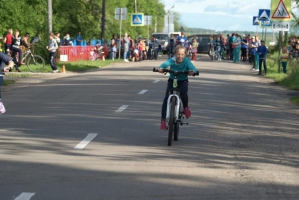 Девушки